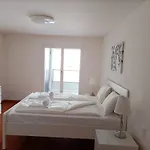 Amazing Lake View App. 501 A